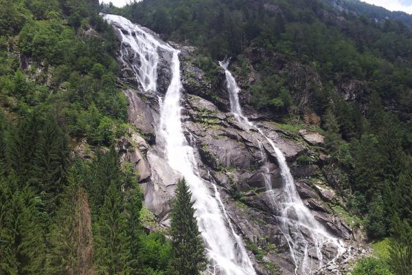 La Val Genova, l'Adamello e il Parco Naturale Adamello Brenta